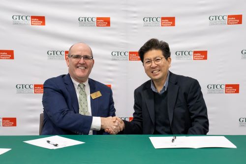 GTCC President Anthony Clarke and Carolina Battery Institute CEO Jin Cho Ph.D. signed an agreement to create a workforce education program.
