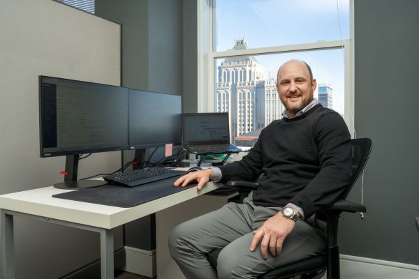 Former bar owner finds new career in information technology